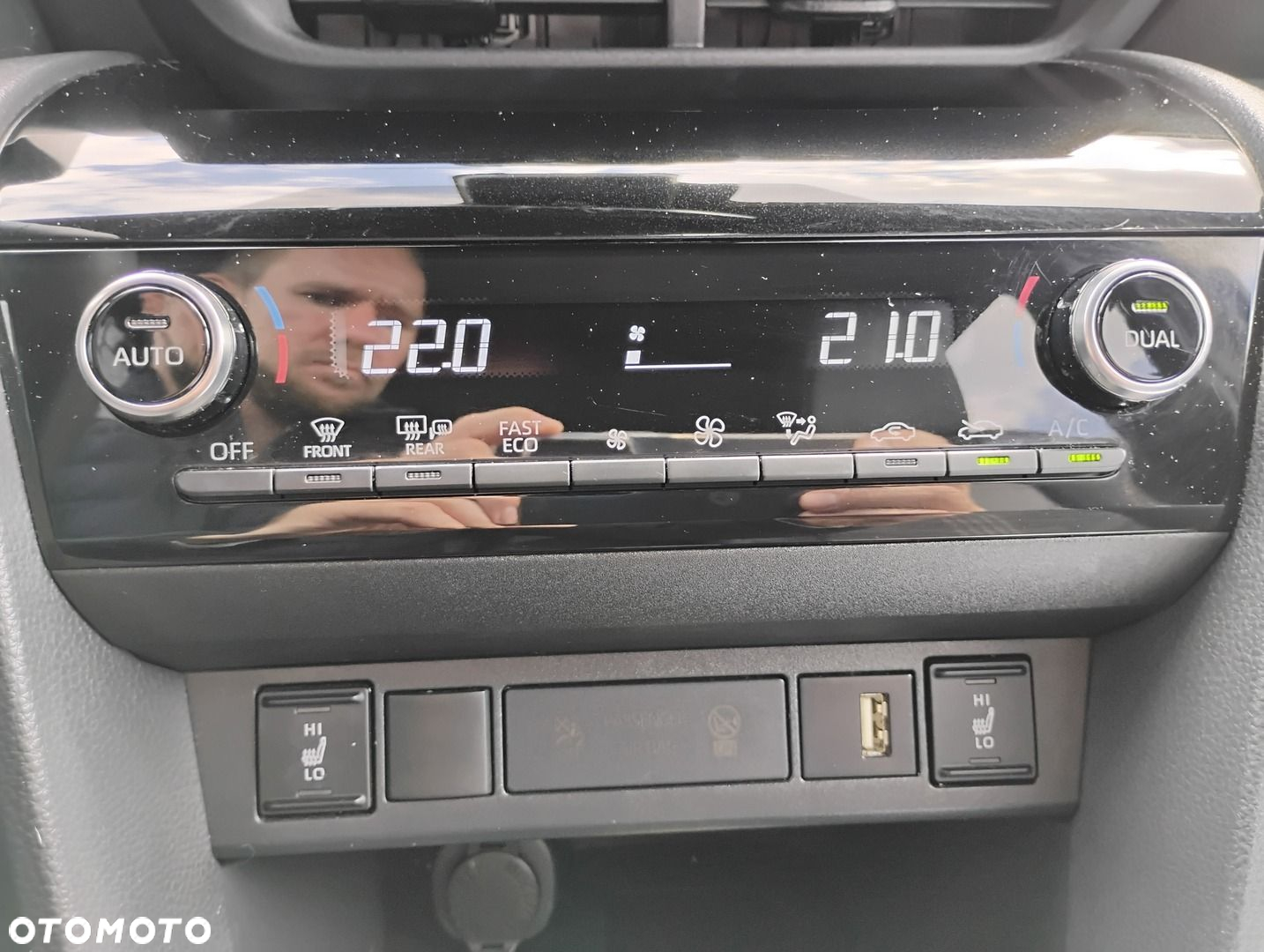 Toyota Yaris Cross - 16