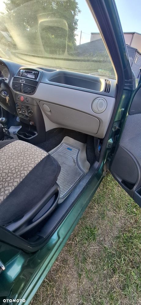 Fiat Punto - 9