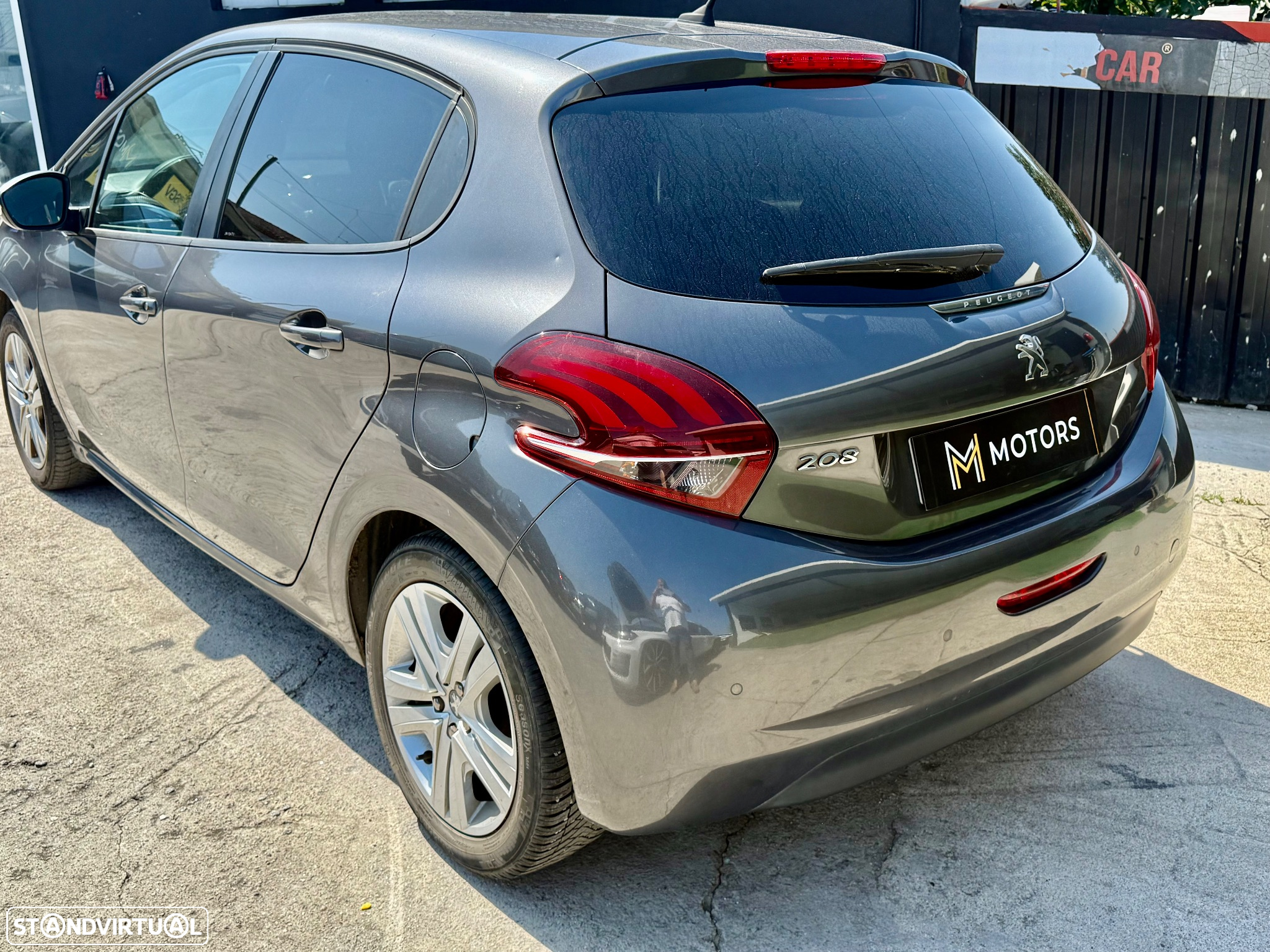 Peugeot 208 1.2 PureTech Style - 4