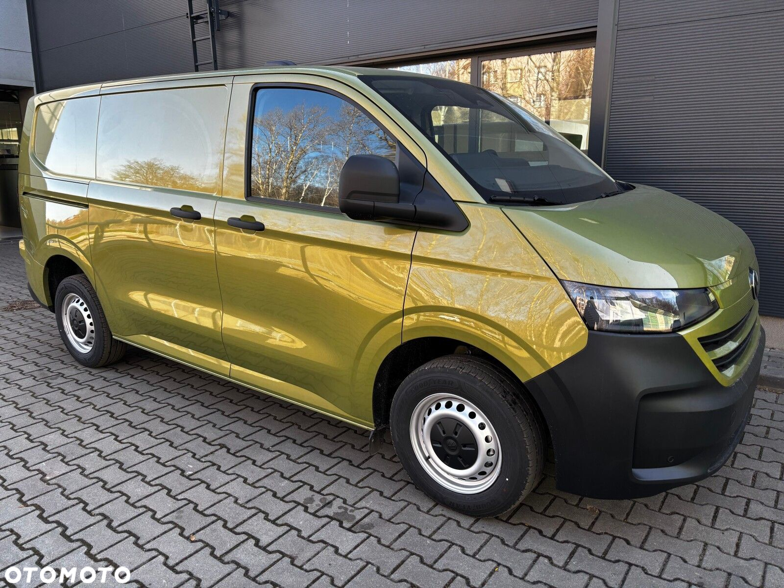 Volkswagen Transporter 2.0 TDI 150 KM 6-bm L1 - 31