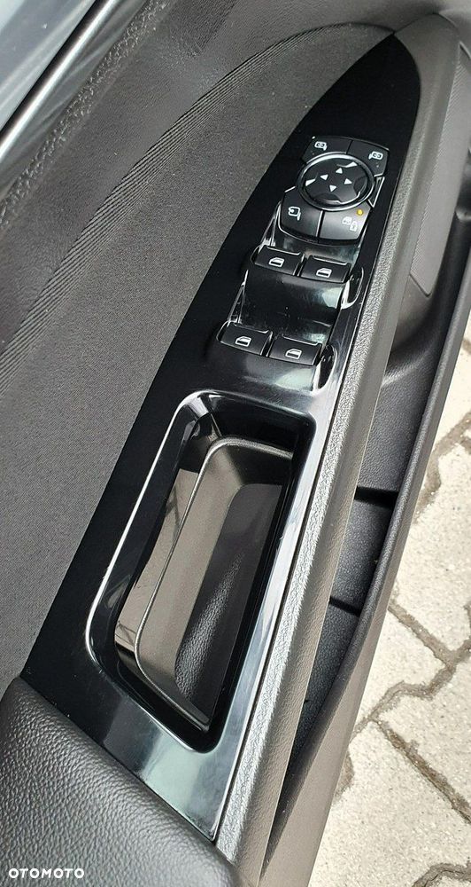 Ford Mondeo - 24