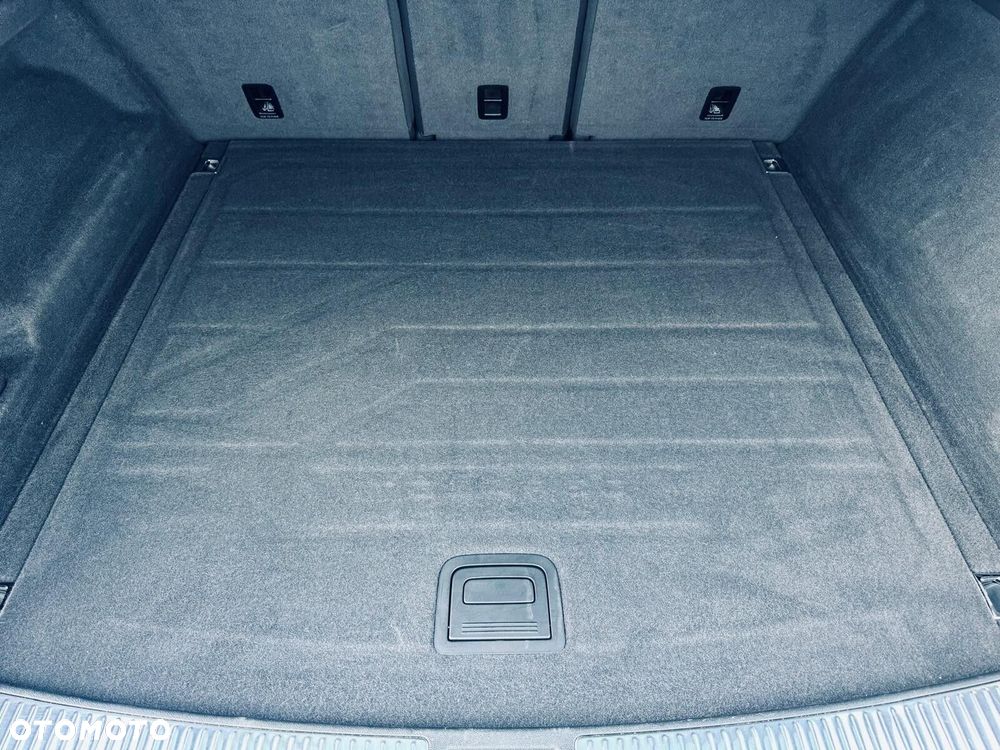 Volkswagen Touareg 3.0 V6 TFSI 4Motion R-Line - 10