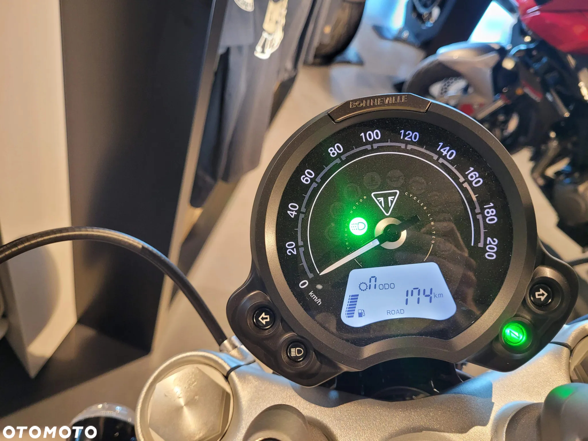 Triumph Speedmaster - 6