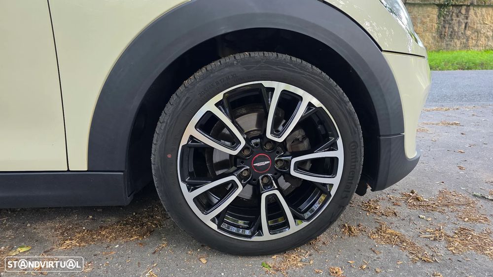 MINI 5 Portas Cooper D 60 Years Chili - 11