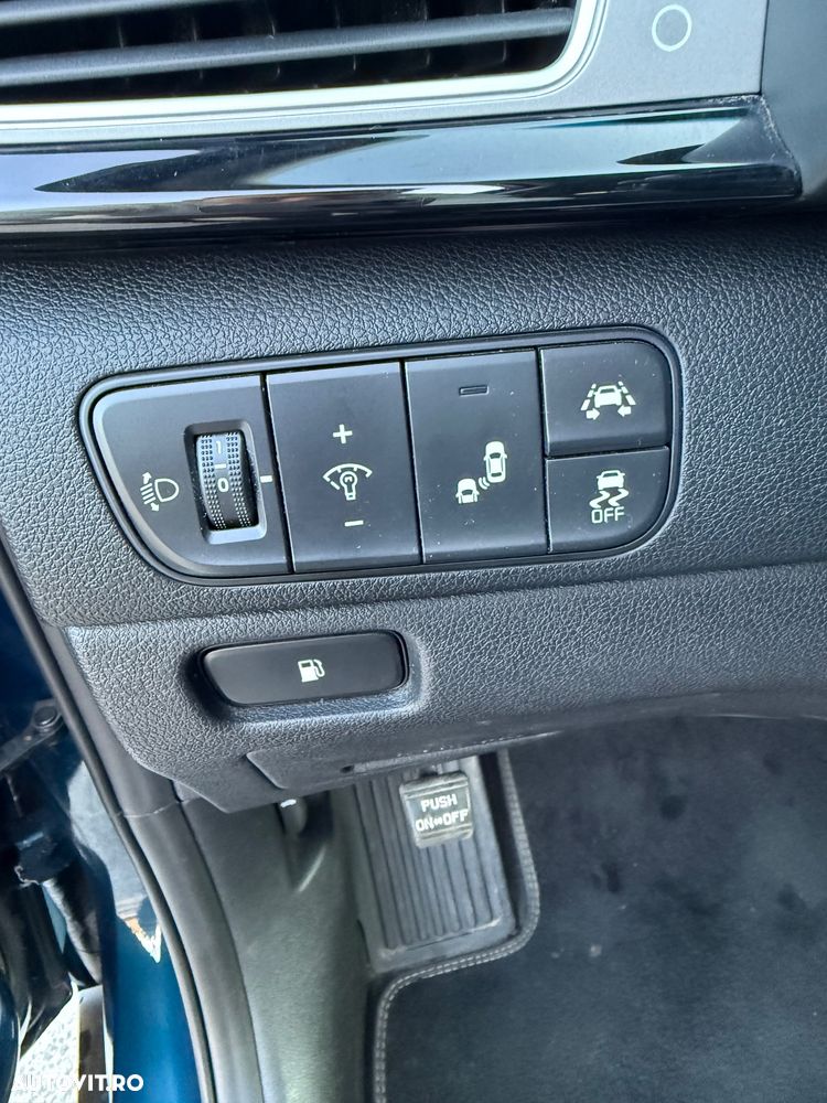 Kia Niro 1.6 GDI HEV 2WD OPF Aut. Edition 7 - 14