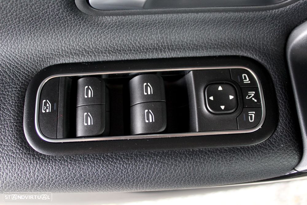 Mercedes-Benz A 250 - 18