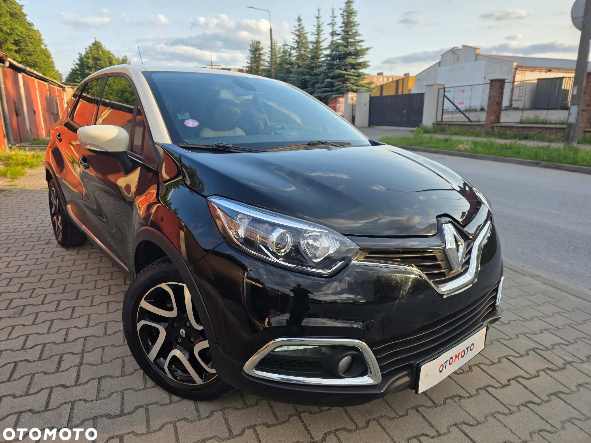 Renault Captur 0.9 Energy TCe Limited - 4