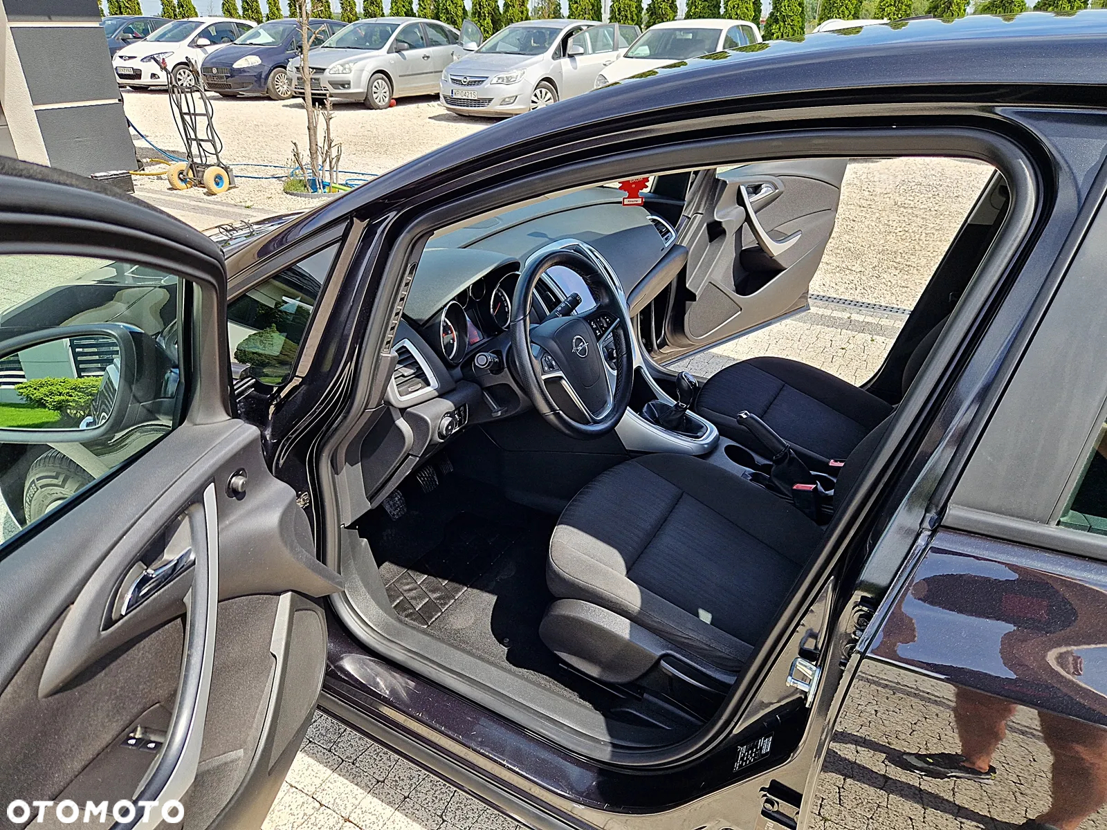 Opel Astra 1.4 150 Jahre - 5