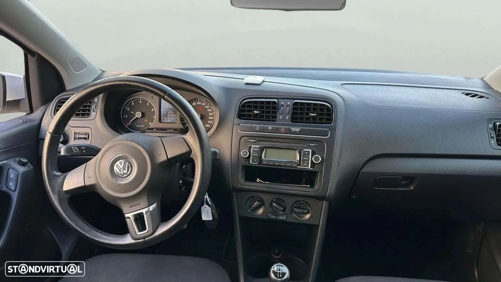 VW Polo 1.2 Trendline - 12