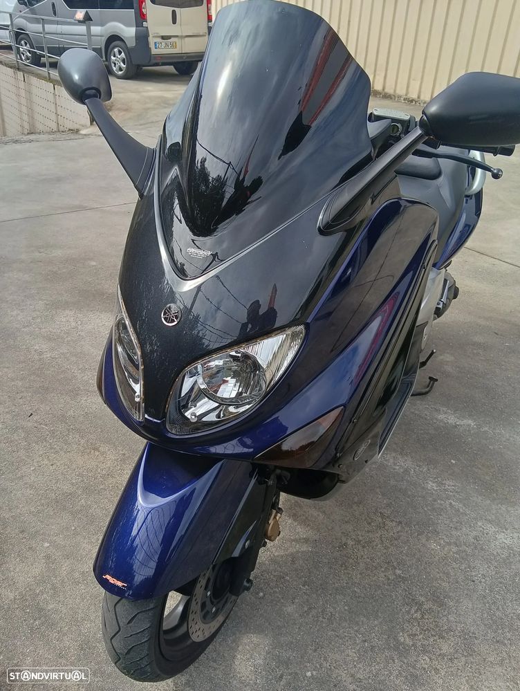 Yamaha TMAX - 6