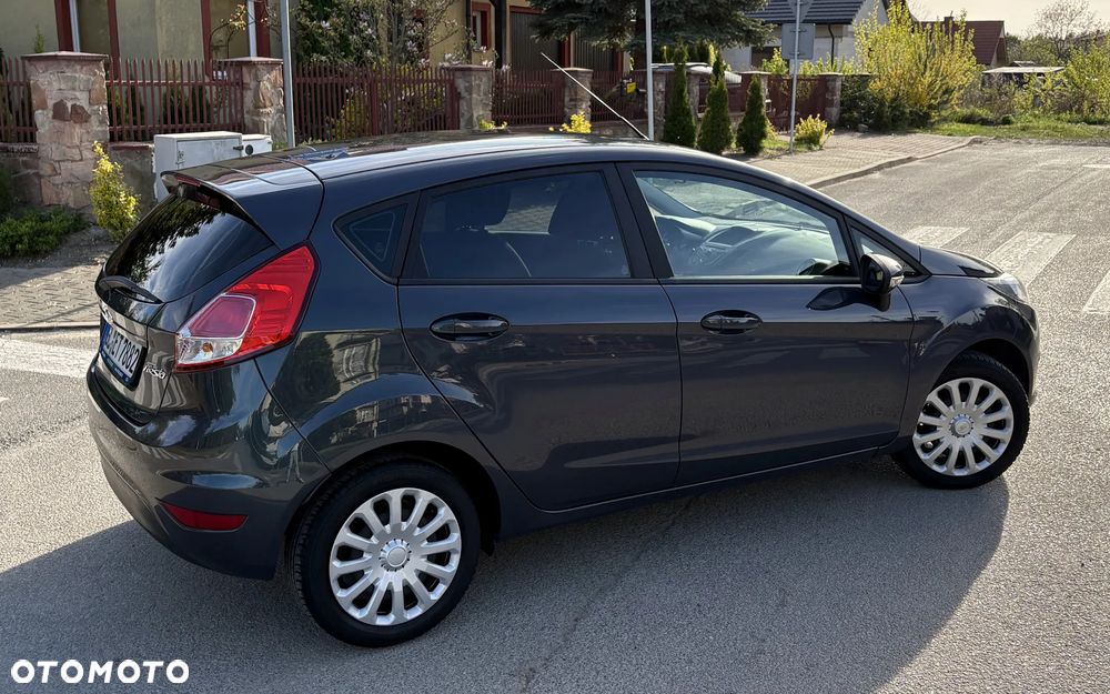 Ford Fiesta 1.25 Titanium EU5 - 10