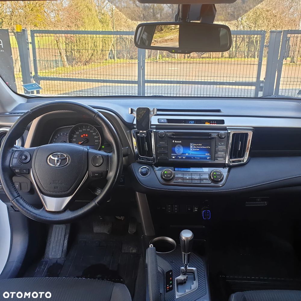 Toyota RAV4 2.0 Prestige MS EU6 - 8