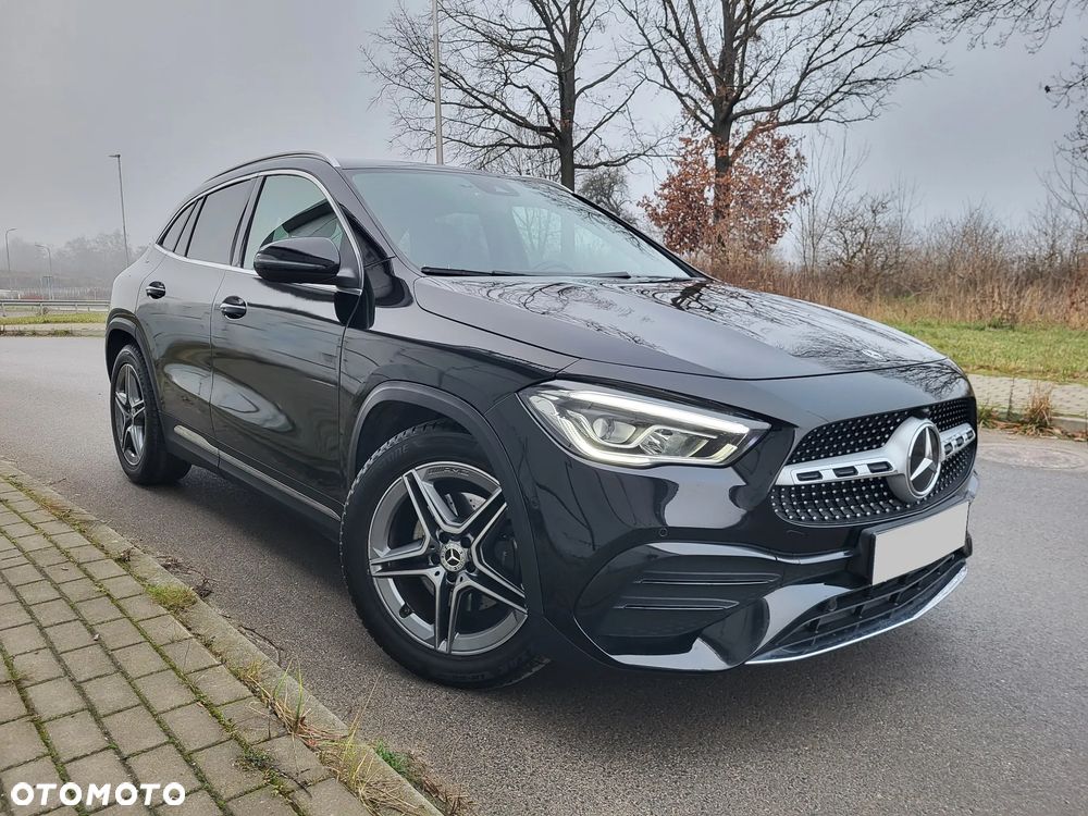 Mercedes-Benz GLA 200 d 8G-DCT AMG Line - 3