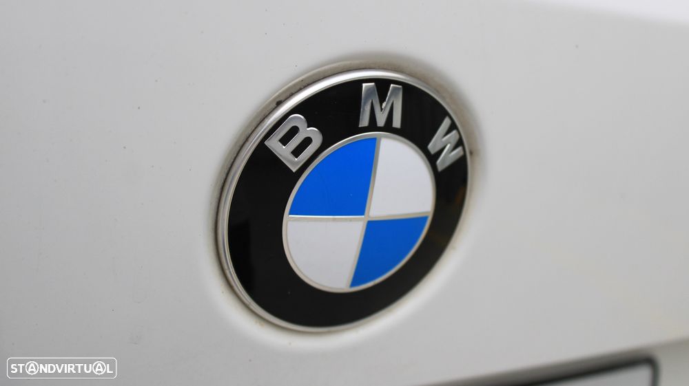 BMW X1 sDrive18d Sport Line - 45