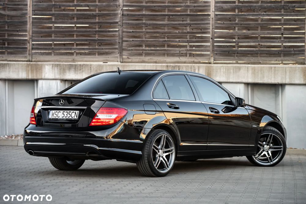 Mercedes-Benz Klasa C 220 CDI BlueEff 4-Matic Avantgarde - 8