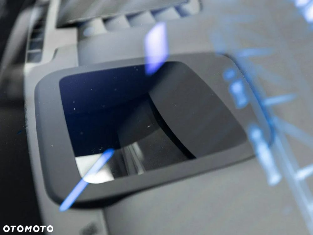 Rolls-Royce Spectre - 18