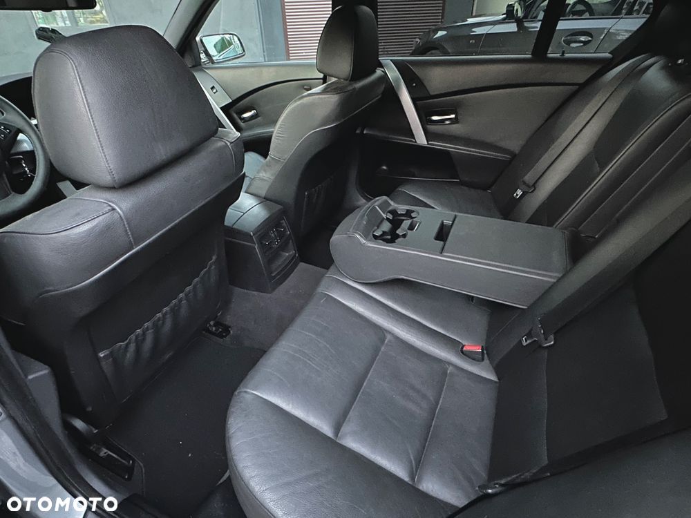 BMW Seria 5 535d - 11