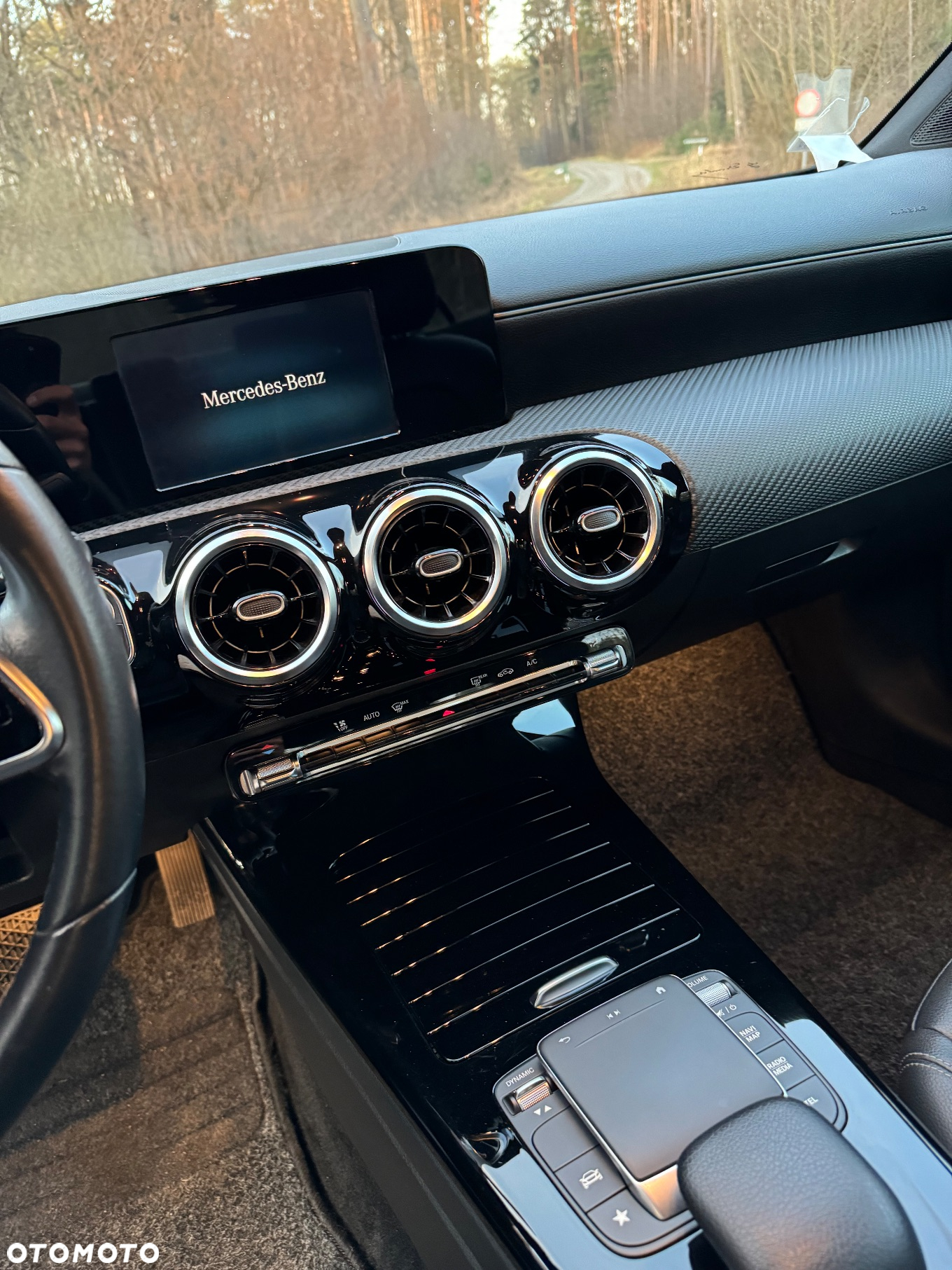 Mercedes-Benz Klasa A 180 d 8G-DCT - 21