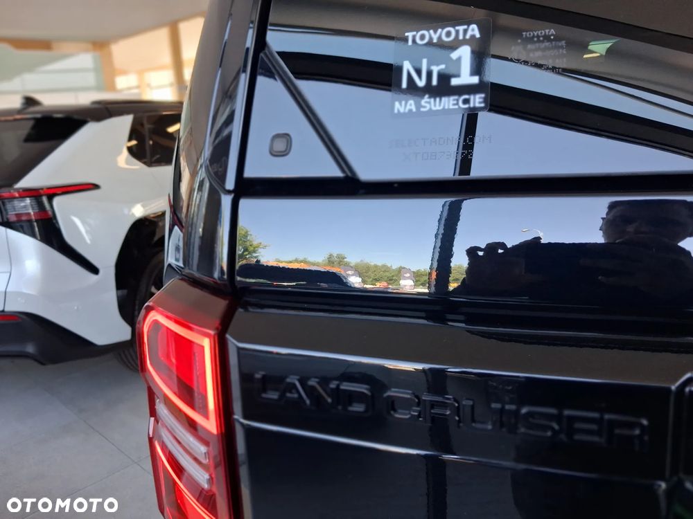 Toyota Land Cruiser LC 2.8 D-4D mHEV Executive - 6