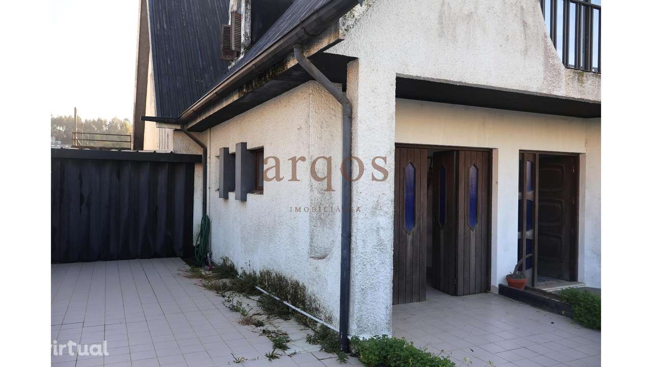 Moradia Isolada T4+1 em Lourosa - Grande imagem: 2/26