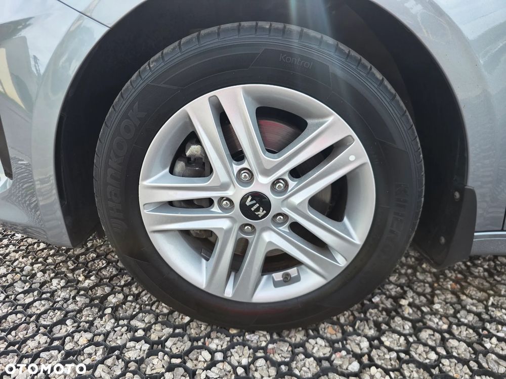 Kia Ceed 1.4 L - 30