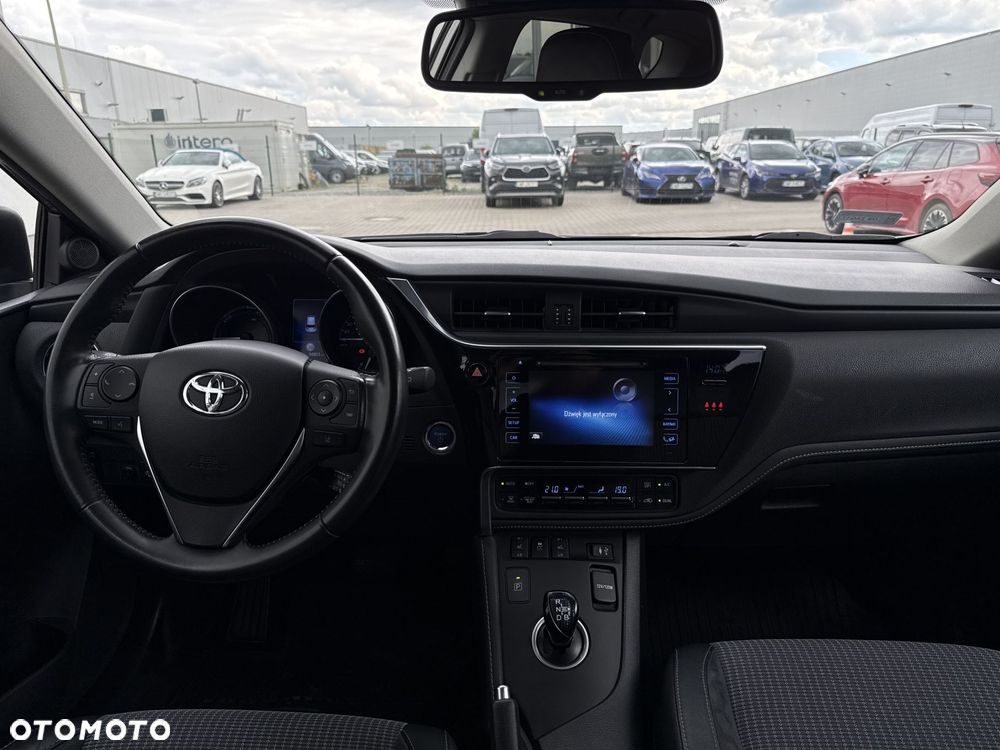 Toyota Auris - 9