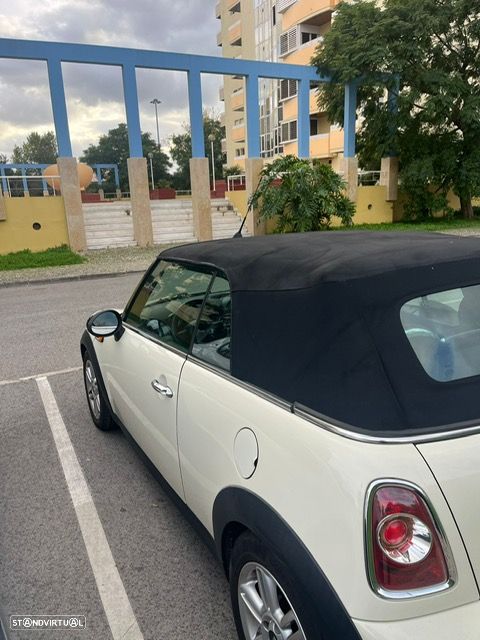 MINI Cabrio Cooper D - 10