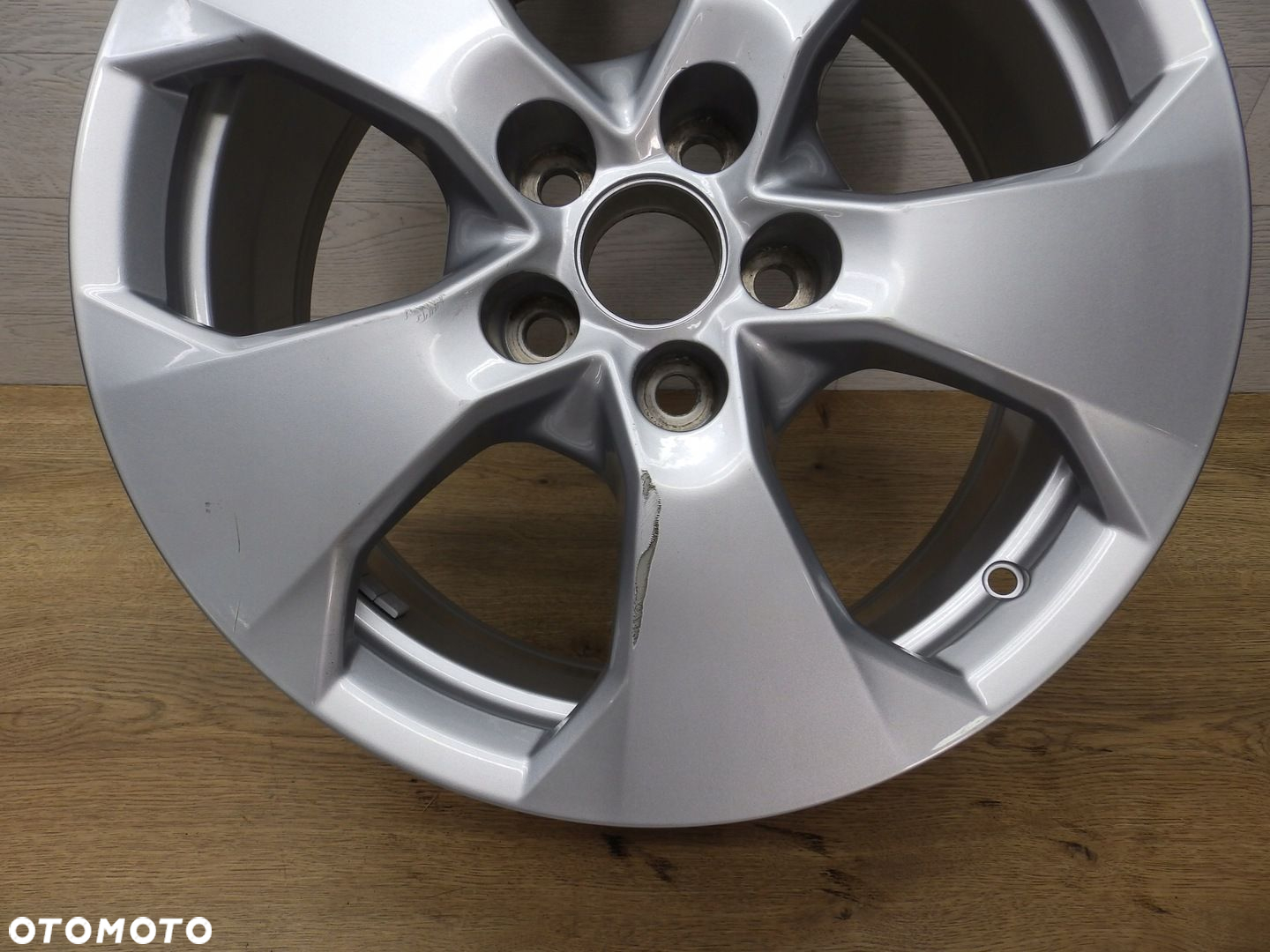 Felga Toyota RAV-4 17x7J Et35 5x114.3 - 4