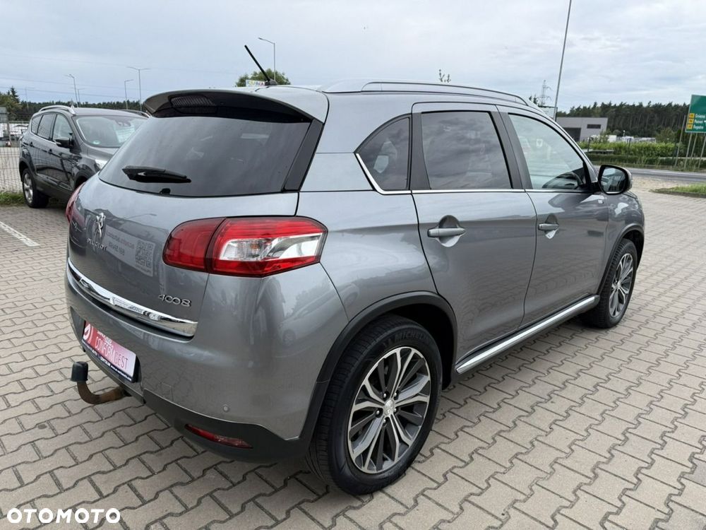 Peugeot 4008 - 7