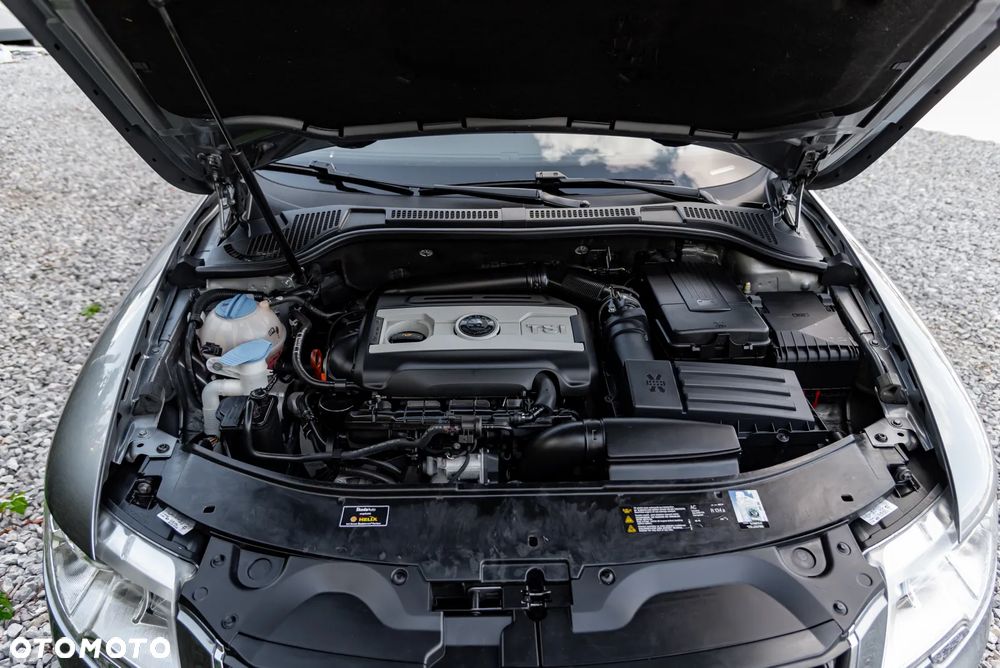 Skoda Superb 1.8 TSI FAMILY - 39