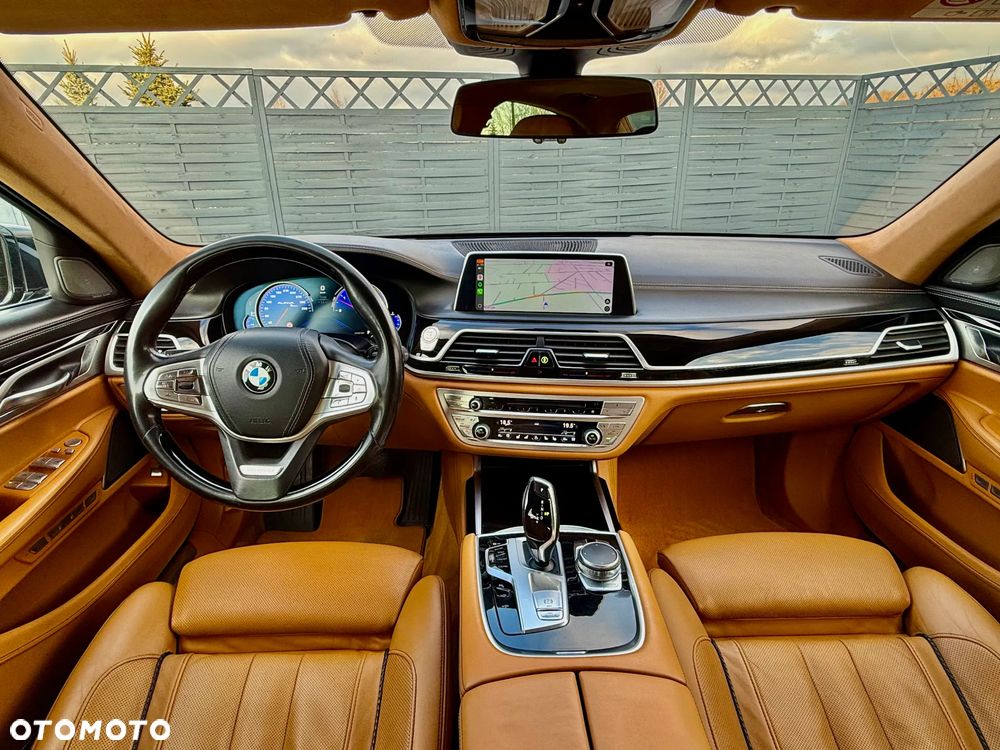 BMW Seria 7 740d xDrive - 9