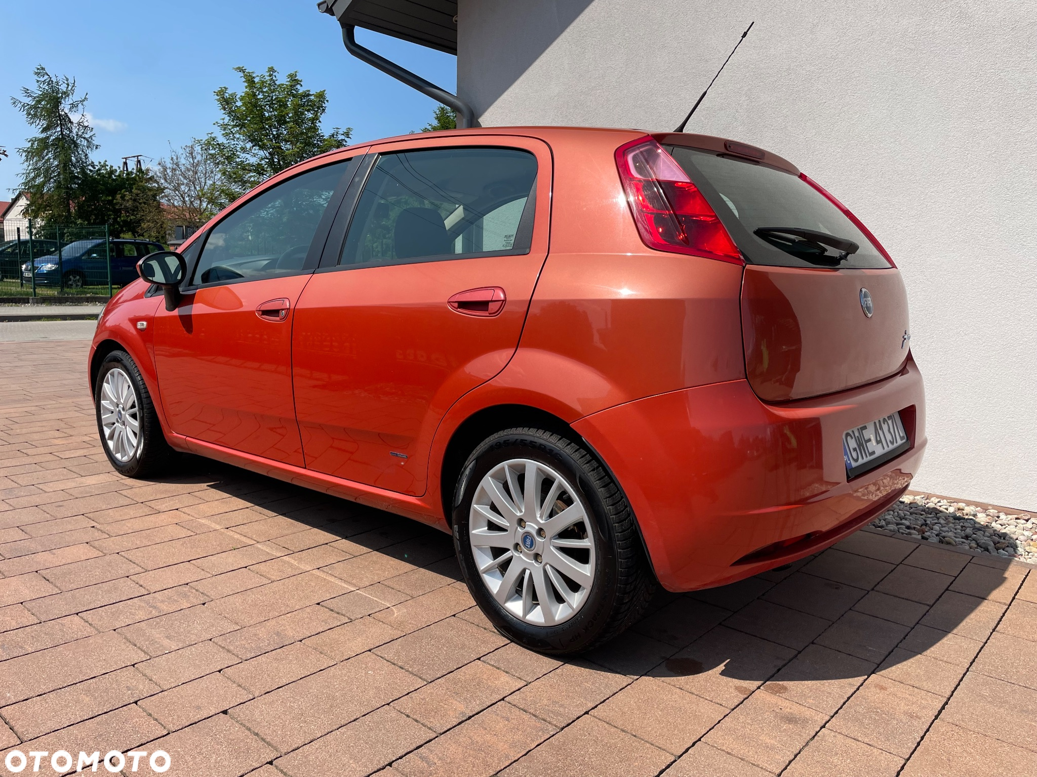 Fiat Grande Punto - 4