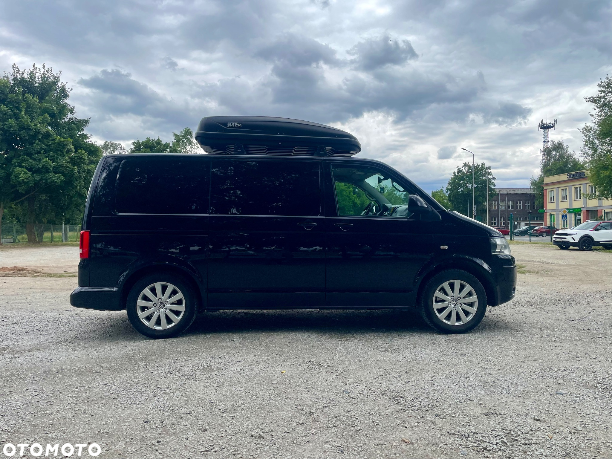 Volkswagen Multivan - 8