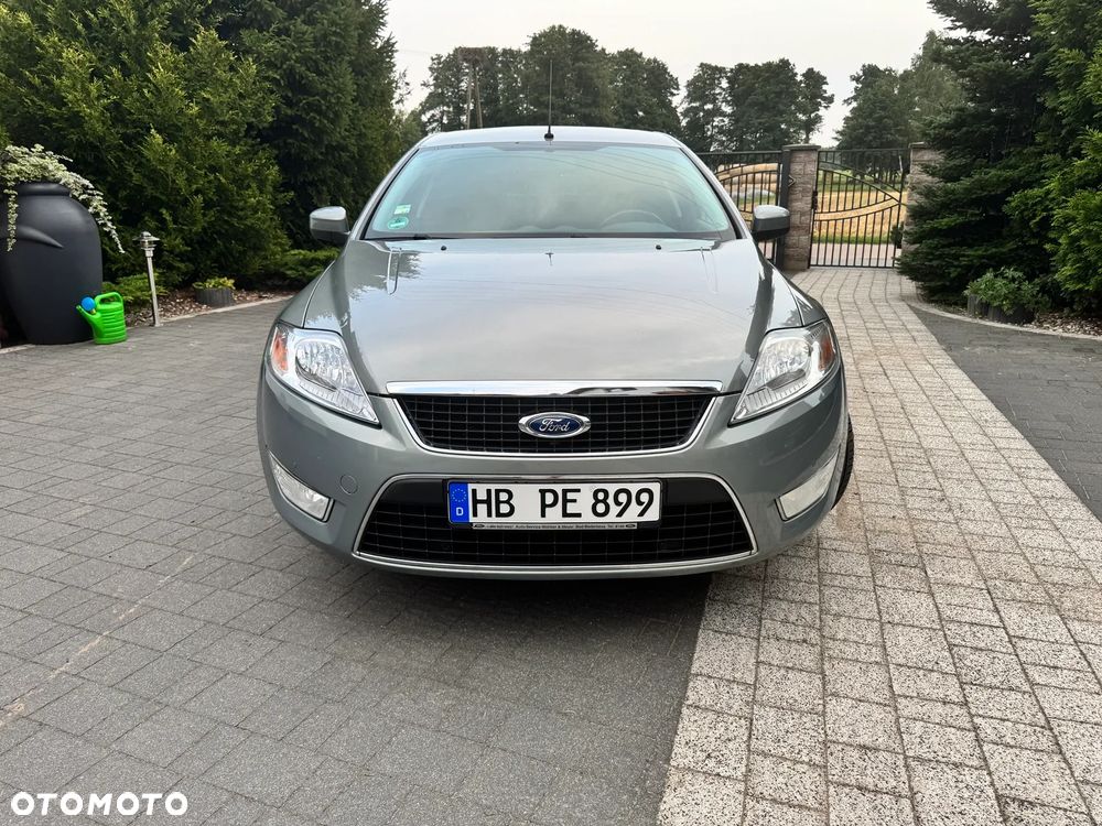Ford Mondeo - 28
