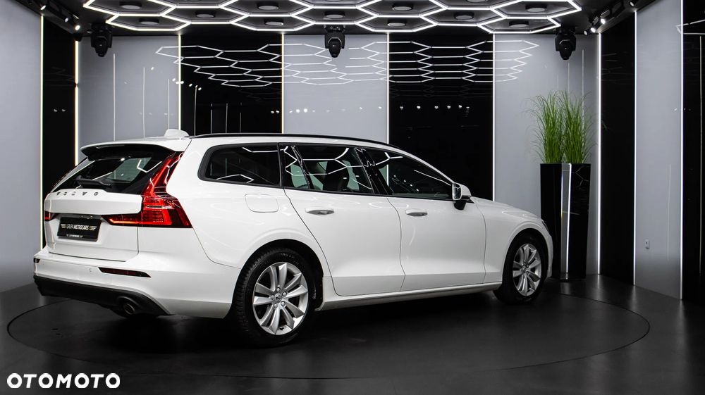 Volvo V60 B3 B Momentum Core - 7