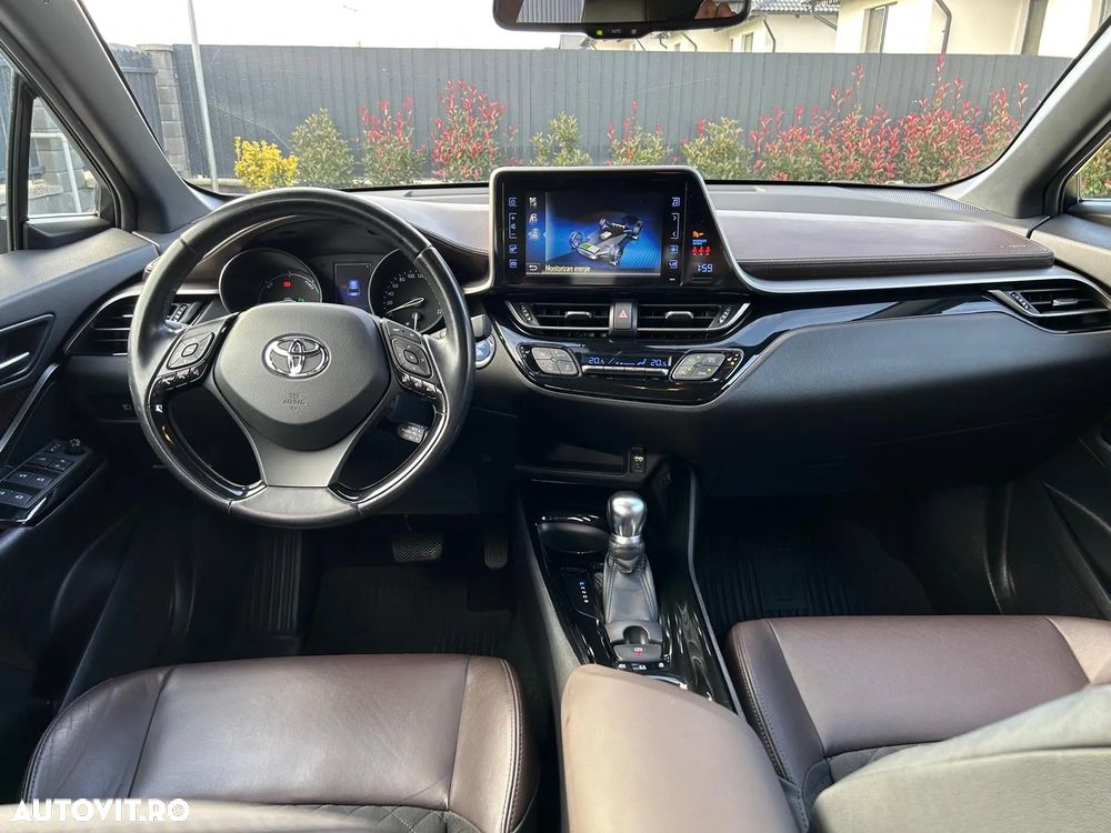 Toyota C-HR Hybrid Style - 6