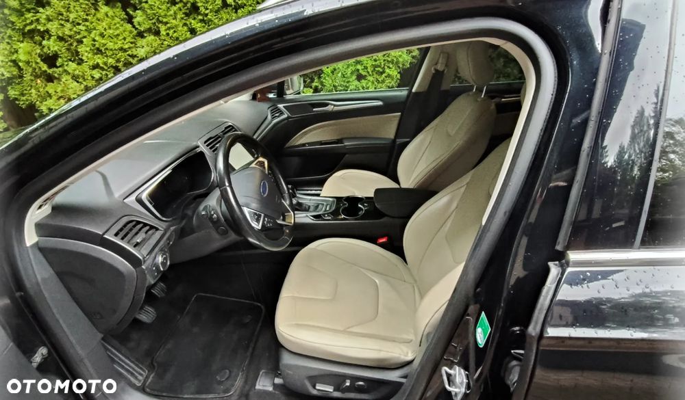 Ford Mondeo - 10