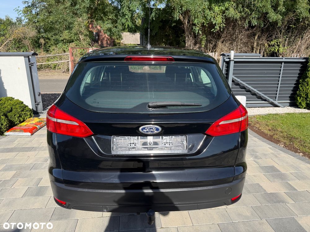 Ford Focus Turnier 1.5 EcoBlue Start-Stopp-System TITANIUM - 5