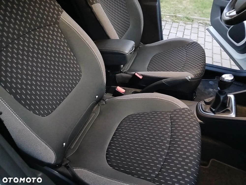 Renault Captur 1.3 TCe Intens - 23