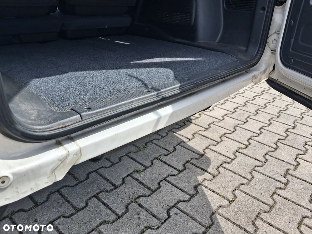 Toyota RAV4 2.0 GLi - 31