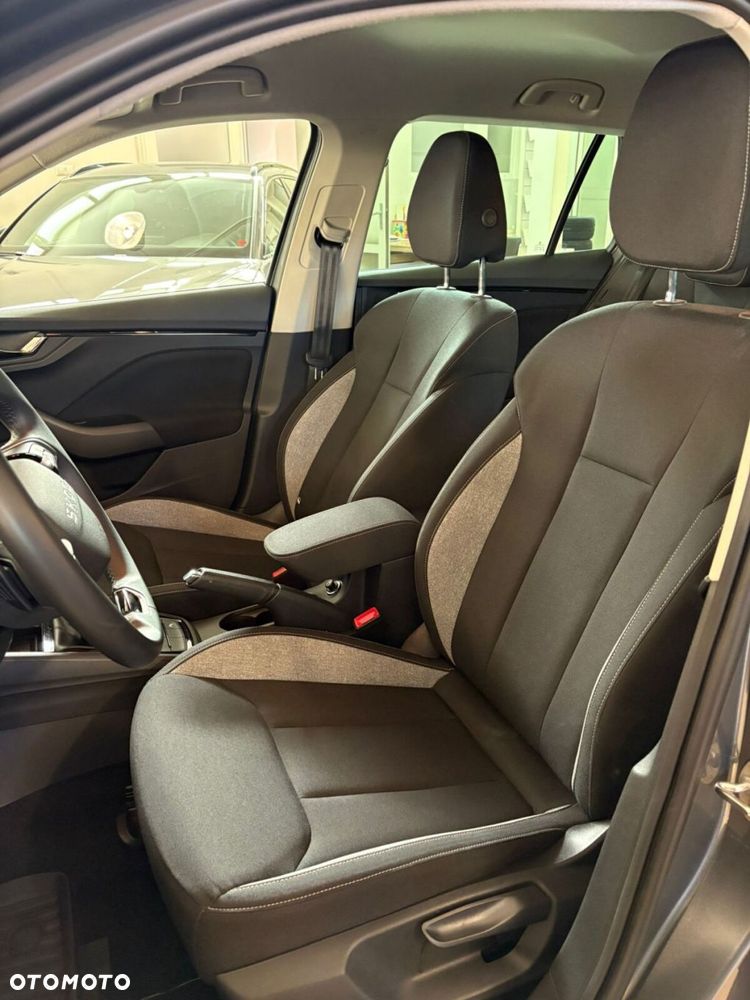 Skoda Kamiq 1.0 TSI Selection DSG - 34