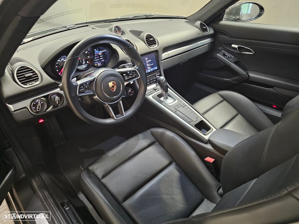 Porsche 718 Cayman 2.0 PDK - 28