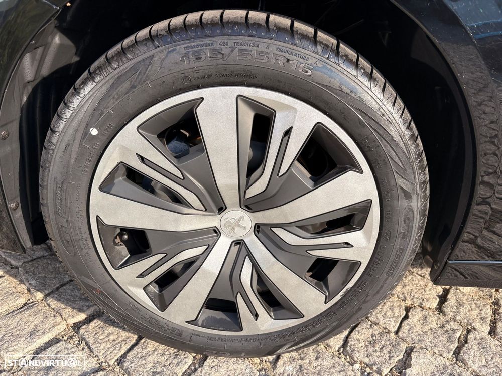 Peugeot 208 1.2 PureTech Active Pack - 14