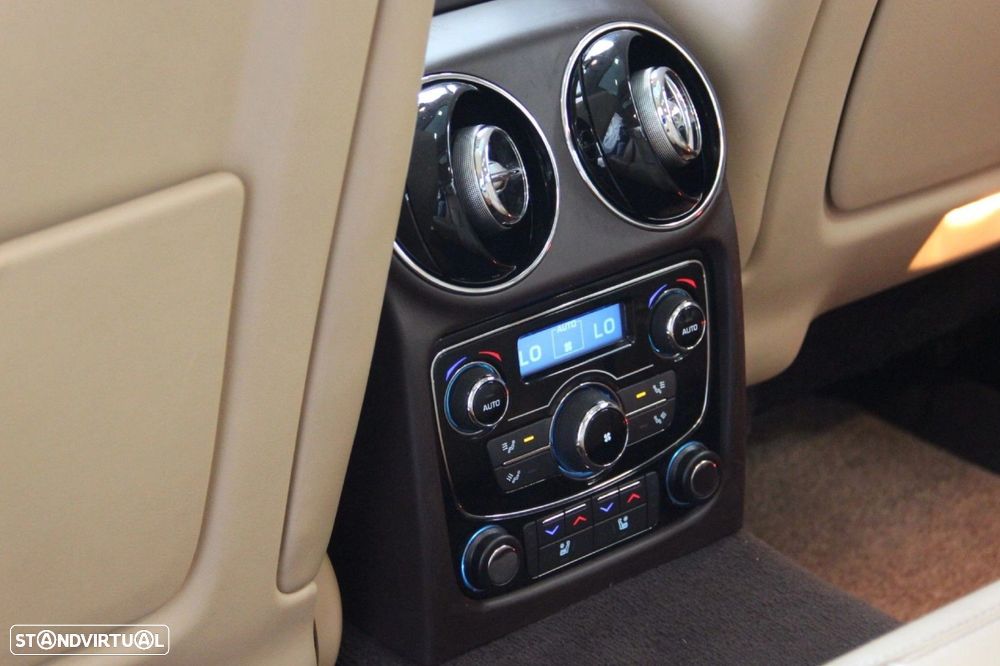 Jaguar XJ 3.0 D V6 Premium Luxury - 15