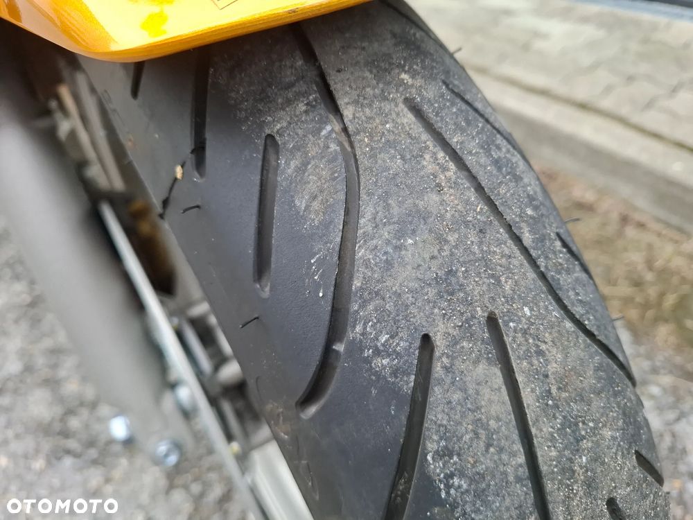 Honda CBF - 24