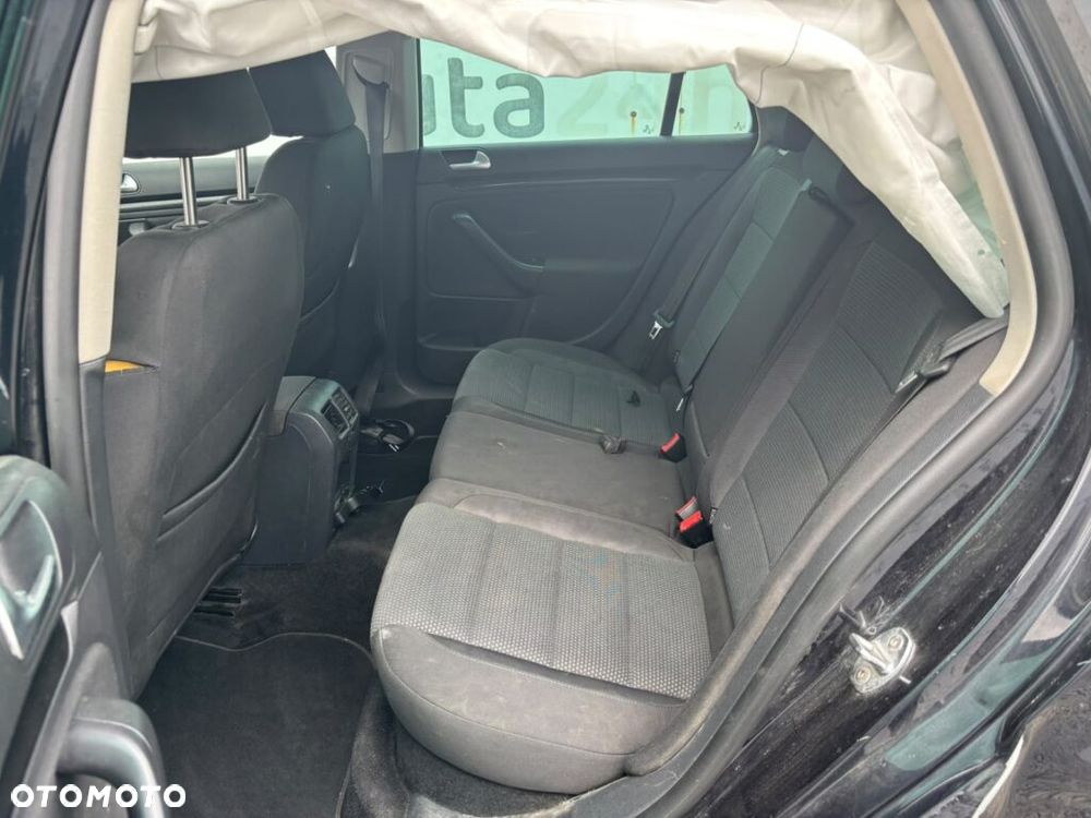 Volkswagen Golf Variant 1.6 TDI DPF Comfortline - 14