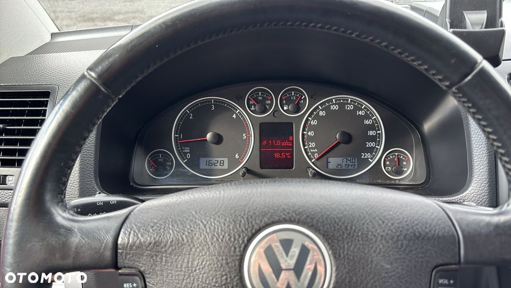 Volkswagen Multivan L1 United - 14