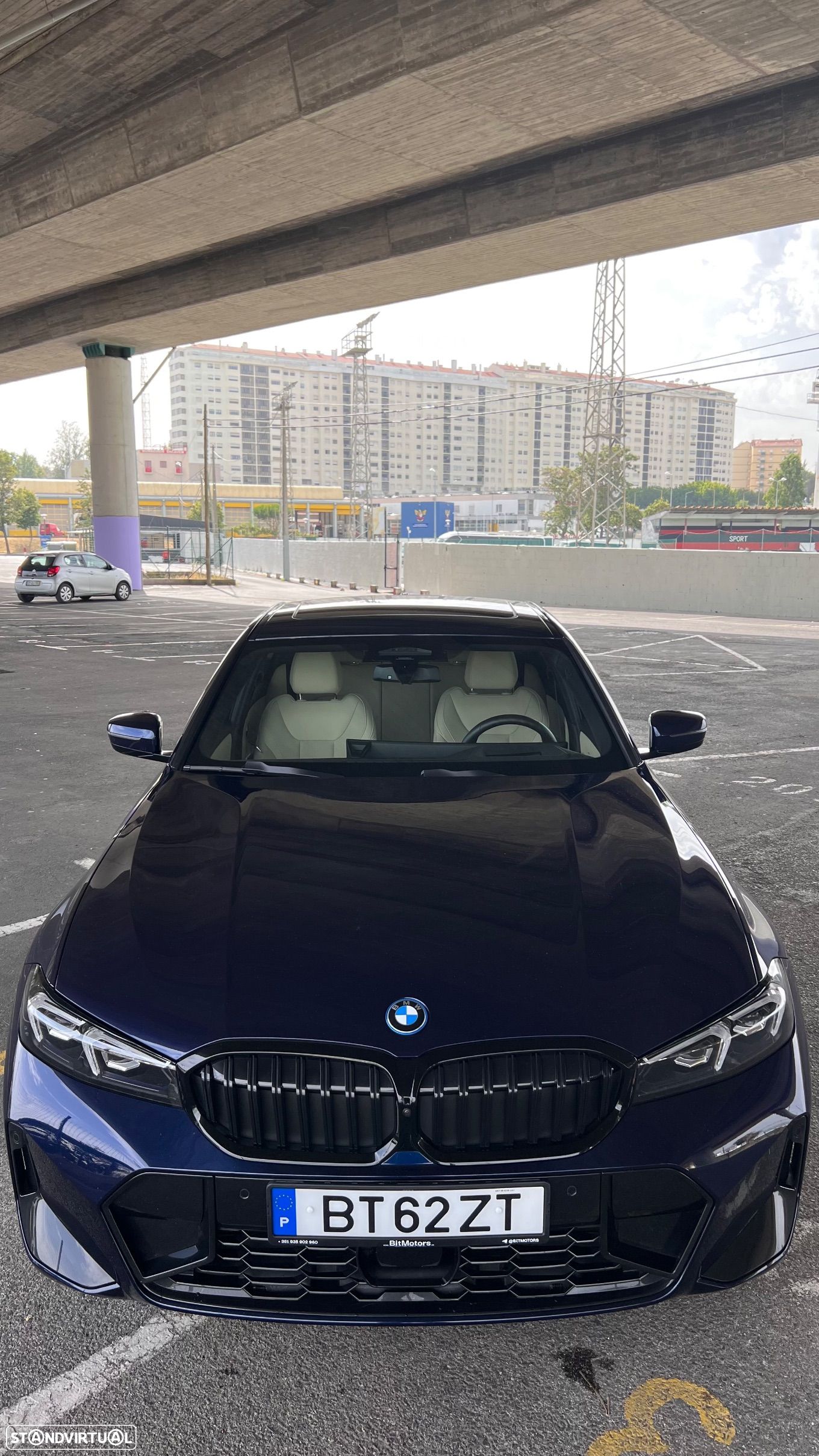 BMW 330 e Pack Desportivo M Auto - 1