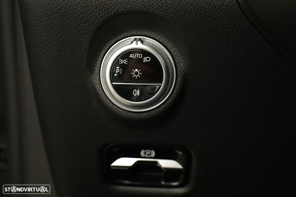 Mercedes-Benz C 220 d Avantgarde - 18