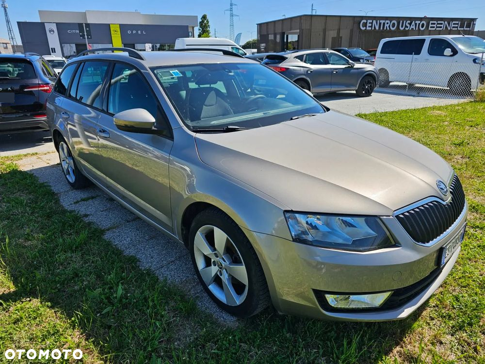Skoda Octavia 2.0 TDI SCR Style DSG - 23